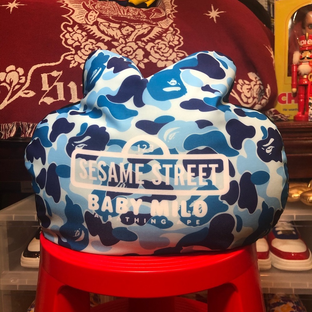 Bape Sesame St Camo Cookie Monster Face Cushion - Picture 4 of 6